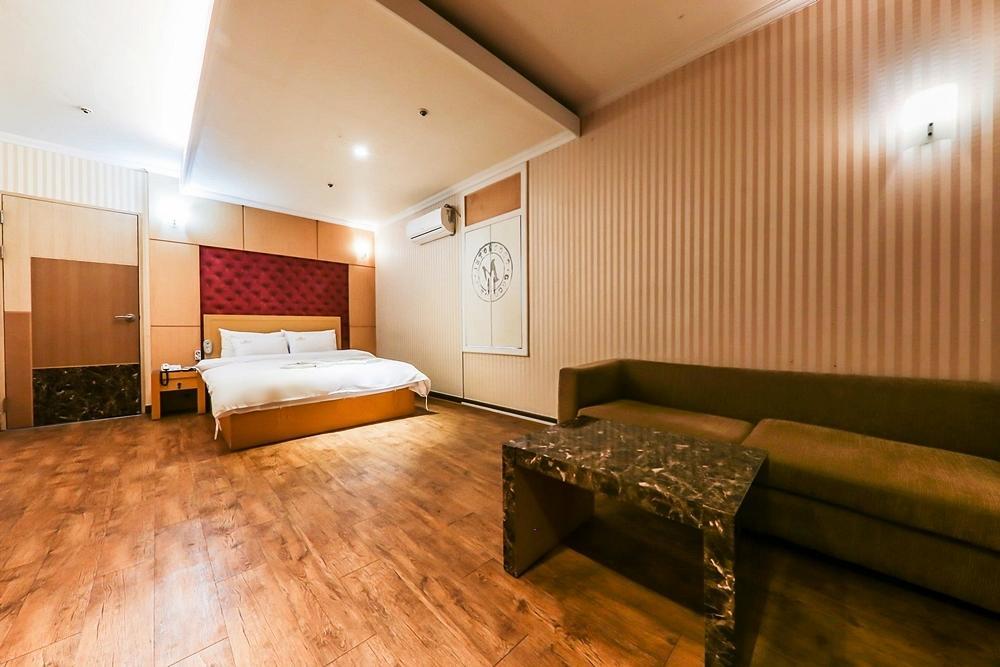 Coco Hotel Cheongju Buitenkant foto